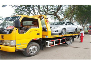 八附近24小时汽车拖车服务热线